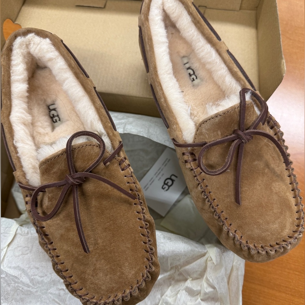 Ugg Australia Women Dakota Moccasin